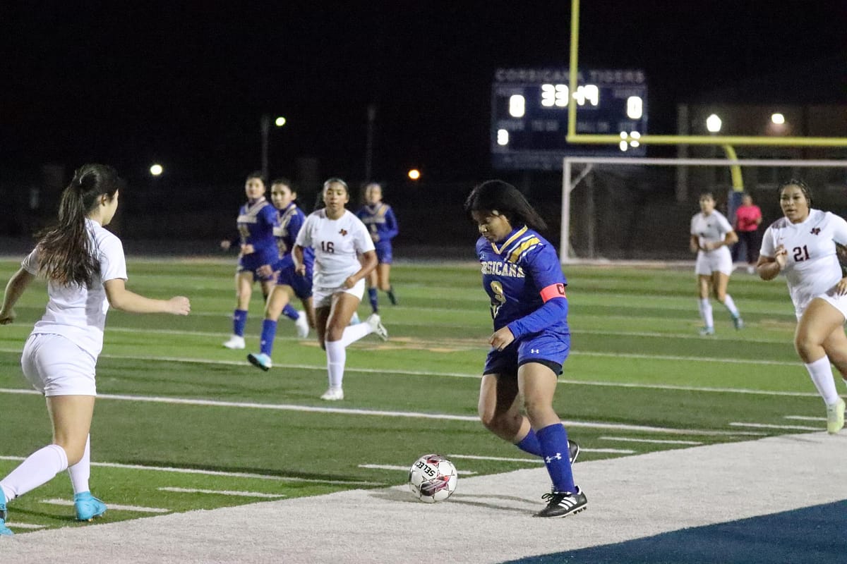 Sahara Gipson an outstanding senior not only on the field but in the classroom.