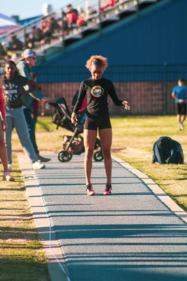 Jazmine Newsome Area Qualifier Sets School Record